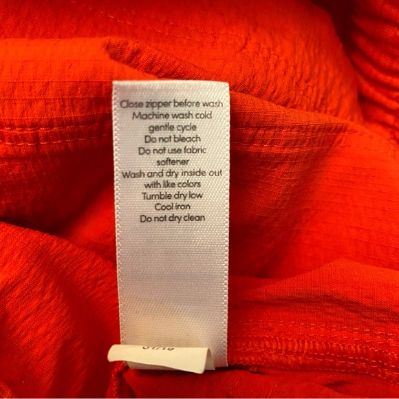 Athleta “Trekkie” Paper Bag Short - Picture 10 of 10